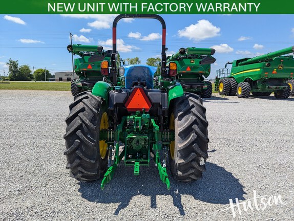 Photo of 2024 John Deere 5067E