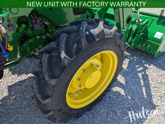 Photo of 2024 John Deere 5067E