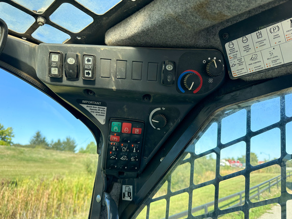 2022 John-Deere 331G