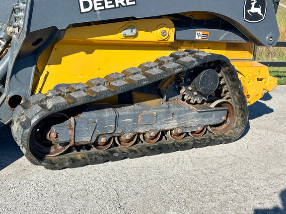 2022 John-Deere 331G