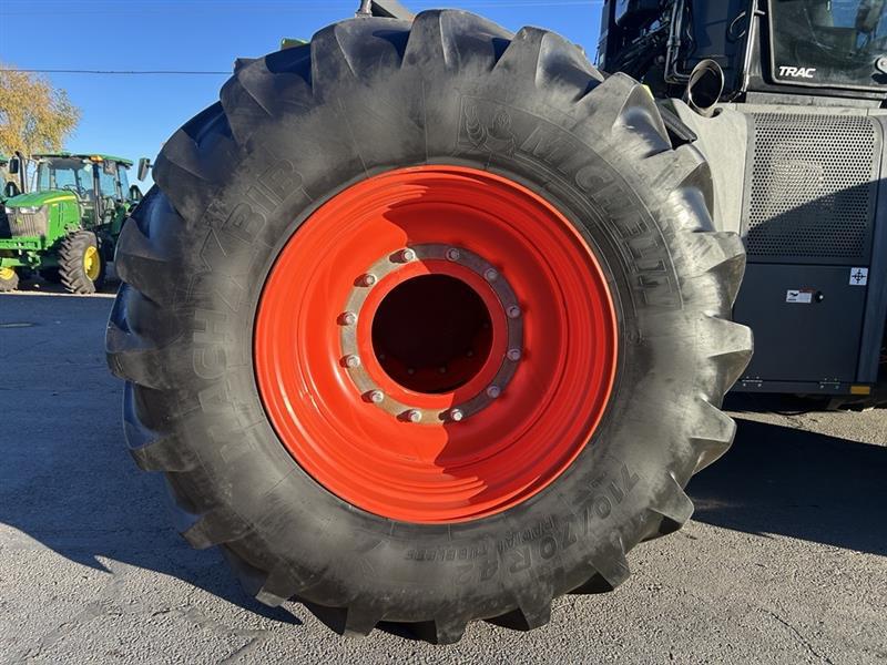 2016 Claas Xerion 5000 Trac Image 14