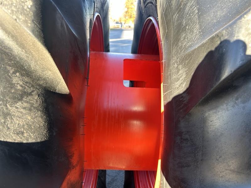 2016 Claas Xerion 5000 Trac Image 21