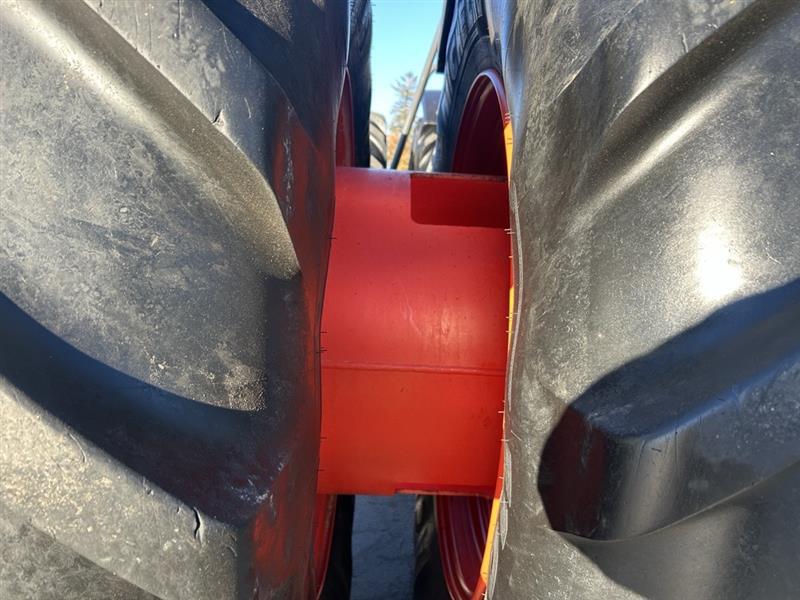 2016 Claas Xerion 5000 Trac Image 26