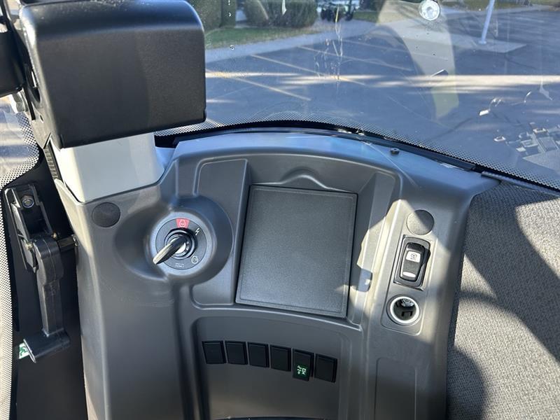 2016 Claas Xerion 5000 Trac Image 39