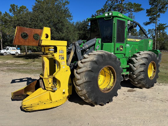 Photo of a 2021 John Deere 643L-II