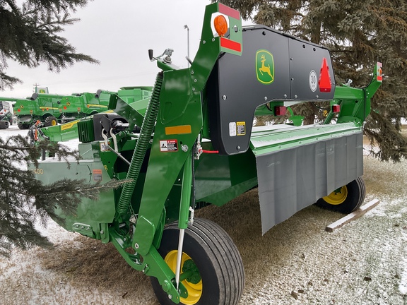 Used 2025 John Deere C400 Mower Conditioners at Horizon Ag & Turf in Westlock, AB - Photo5