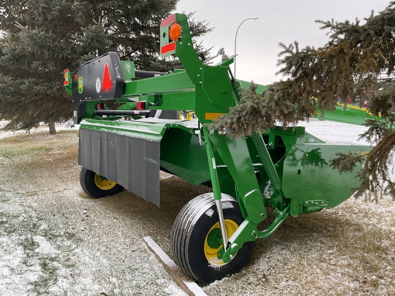 Used 2025 John Deere C400 Mower Conditioners at Horizon Ag & Turf in Westlock, AB - Photo4