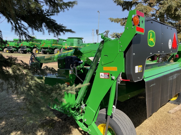 Used 2025 John Deere C400 Mower Conditioners at Horizon Ag & Turf in Westlock, AB - Photo7