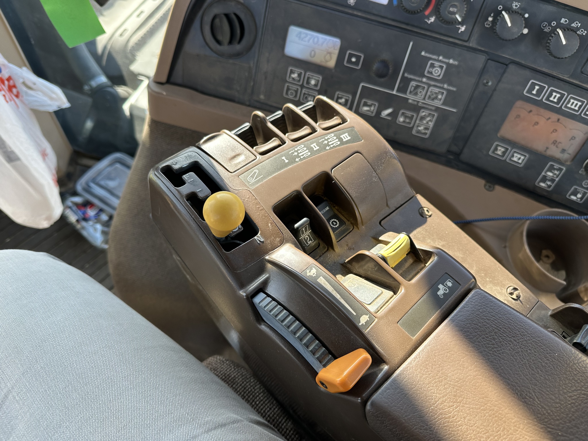 2011 John Deere 9230 Image 3