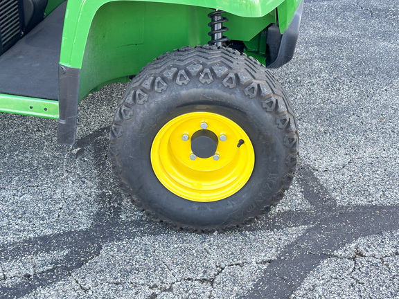 2024 John-Deere TX 4X2