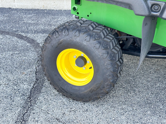 2024 John-Deere TX 4X2