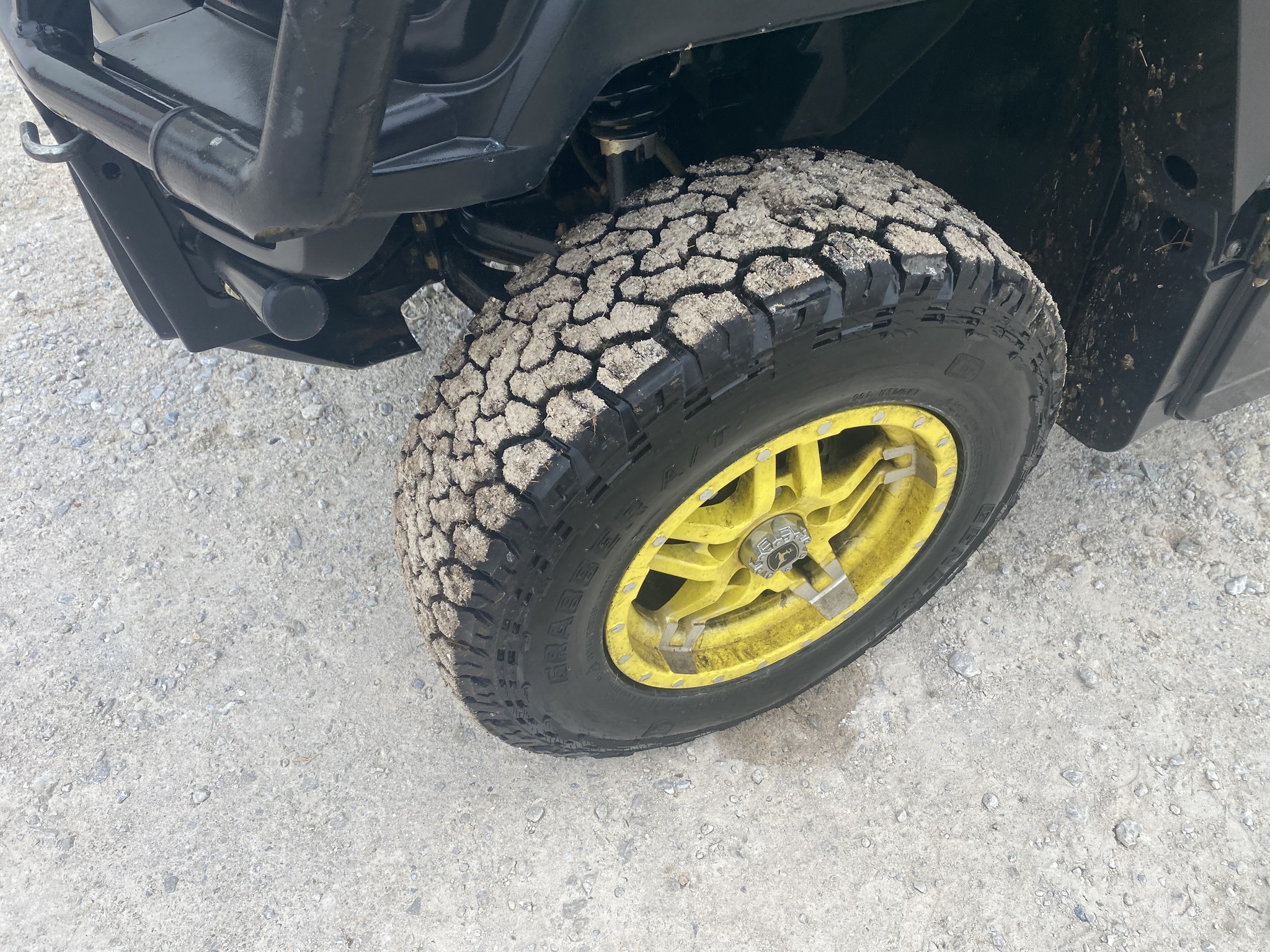  2023 John Deere XUV 835R at Heritage Tractor in Harrison, AR