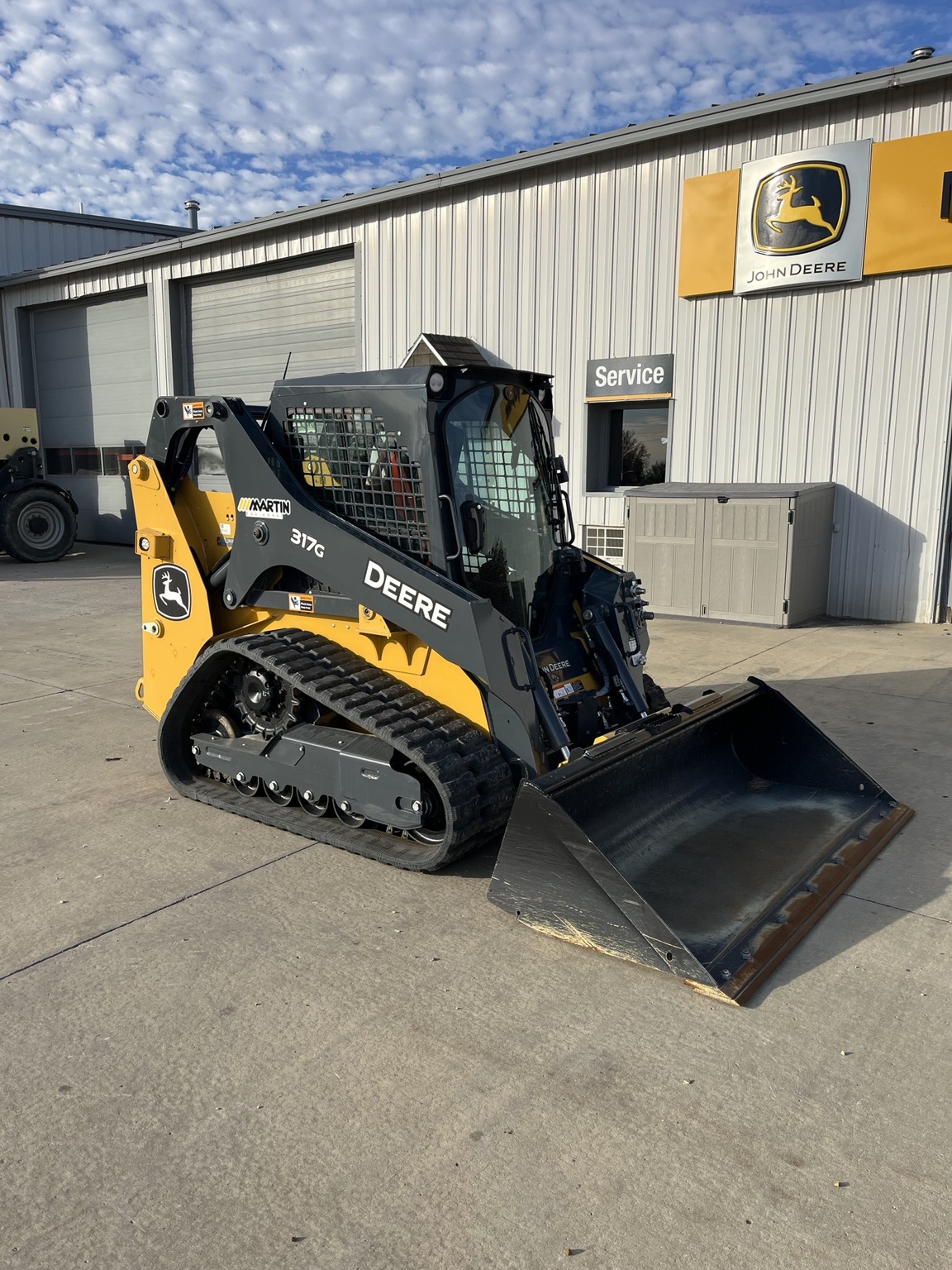 2023 John Deere 317G Image 1