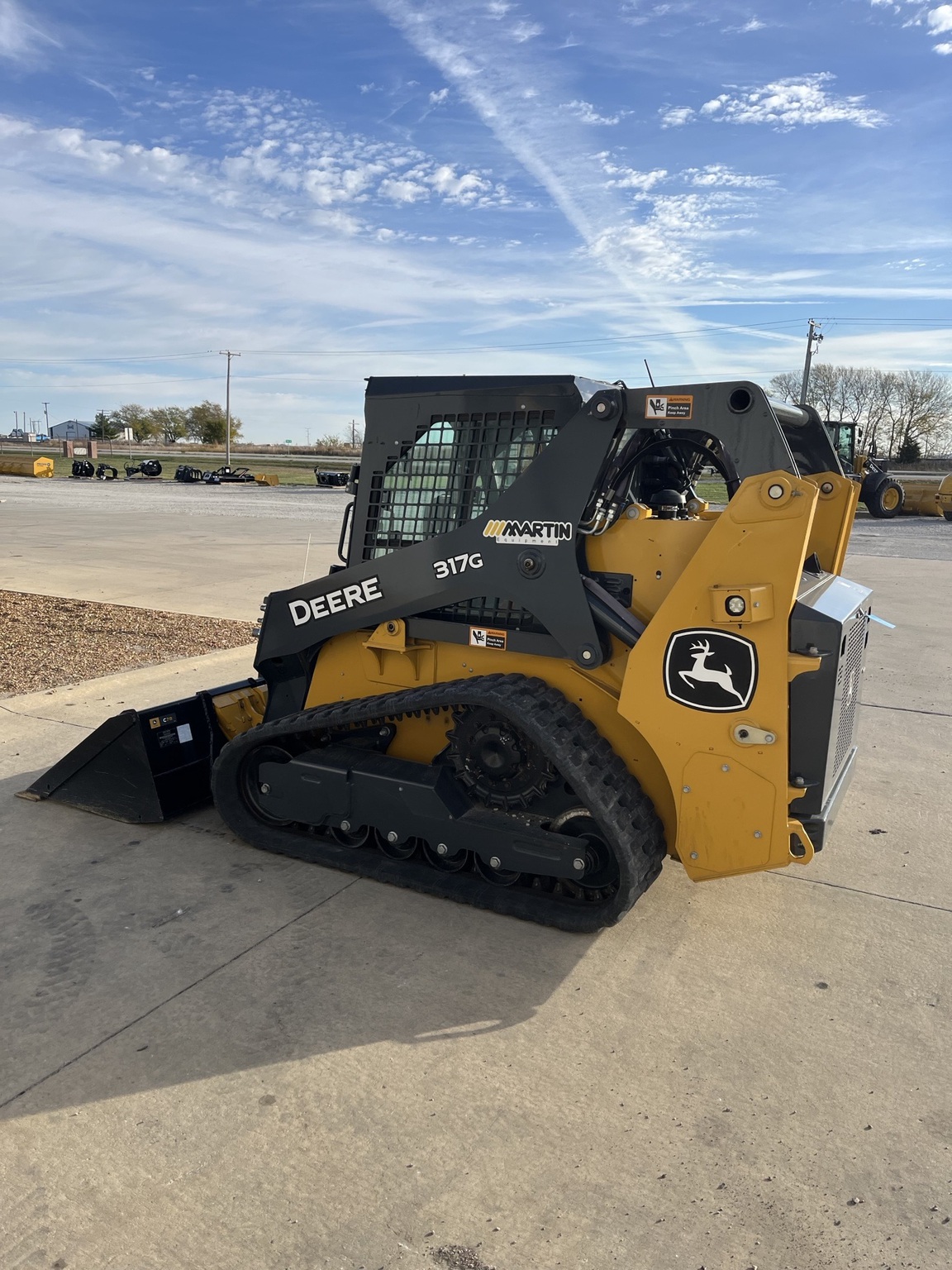 2023 John Deere 317G Image 2