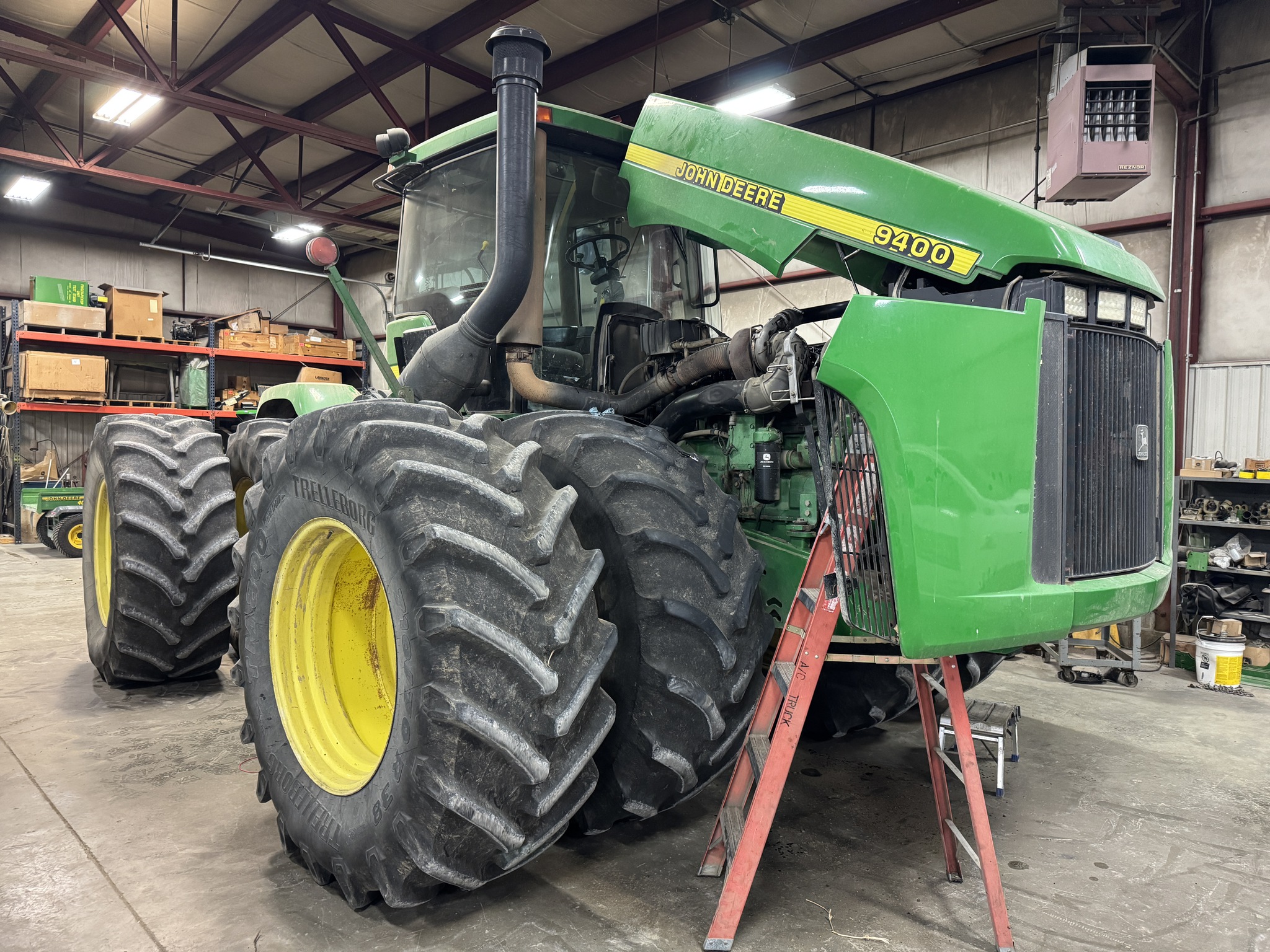 1998 John Deere 9400 Image 1