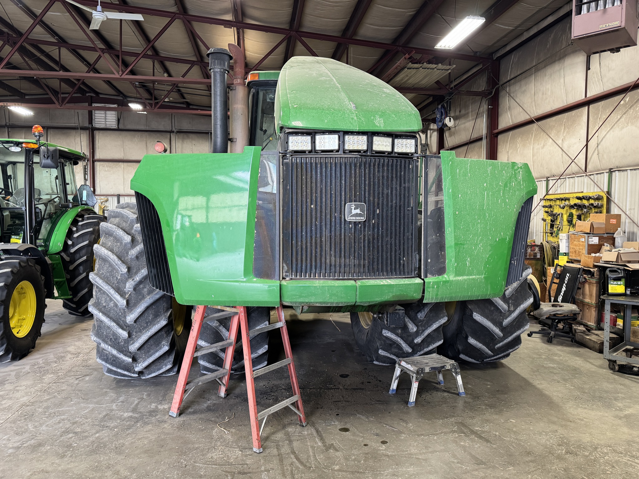 1998 John Deere 9400 Image 26