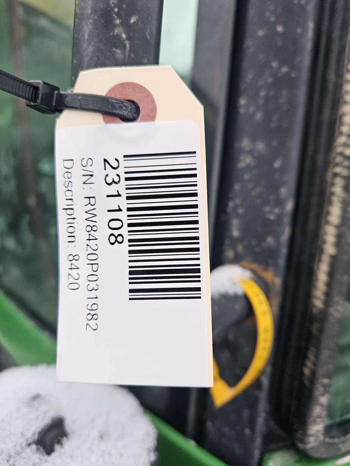 2005 John Deere 8420 Image 9