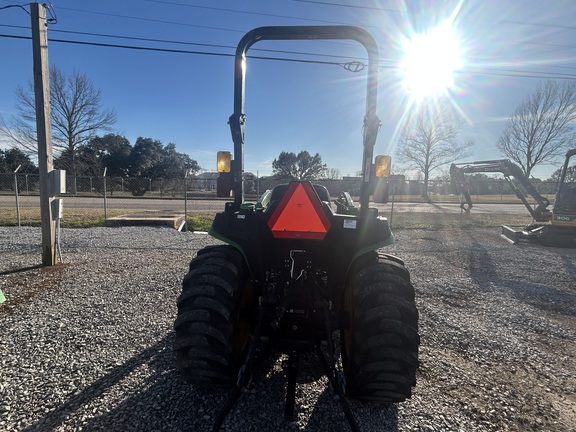 2023 John Deere 3025E Photo 5