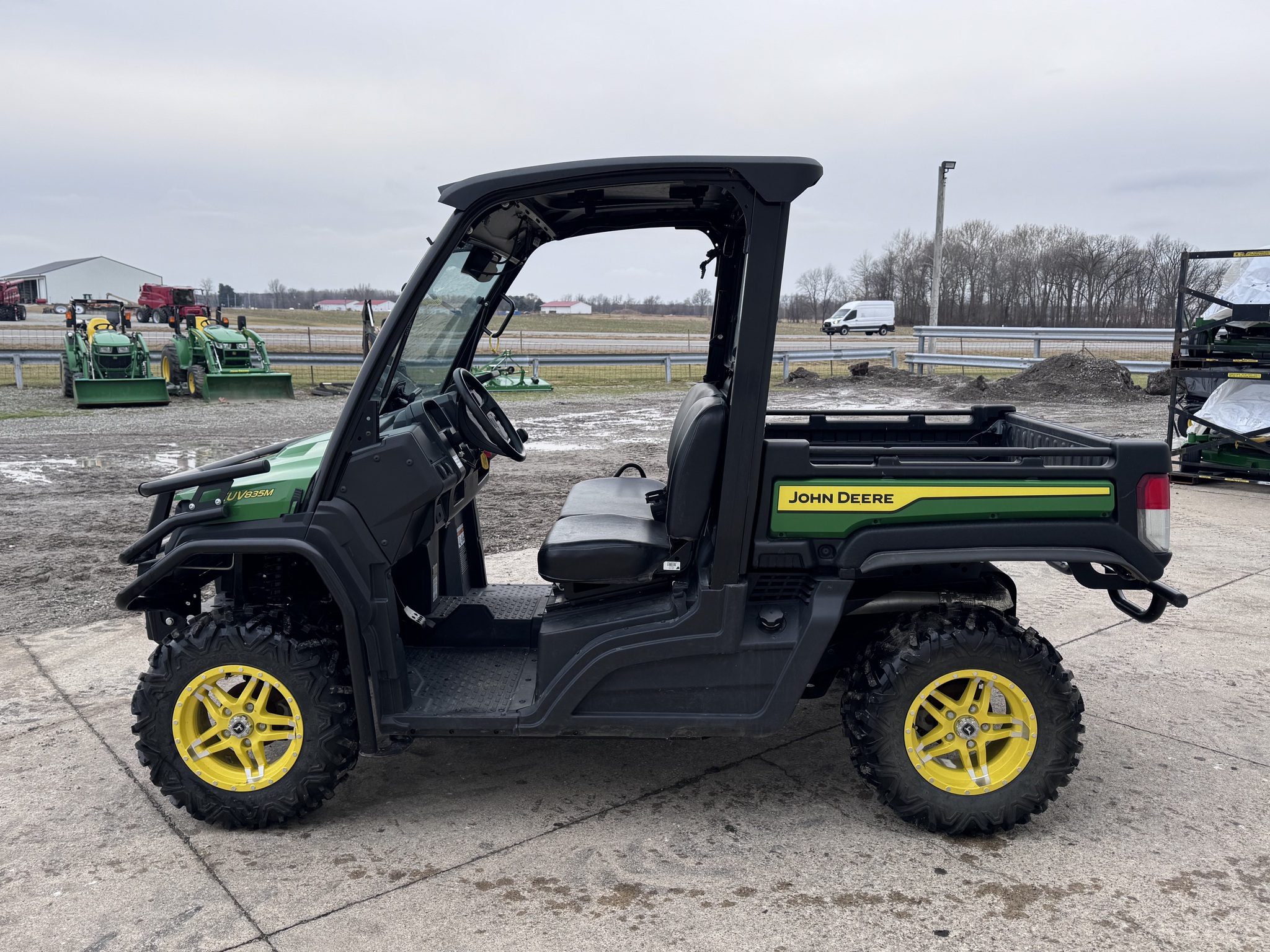 2023 John Deere XUV 835M Image 4