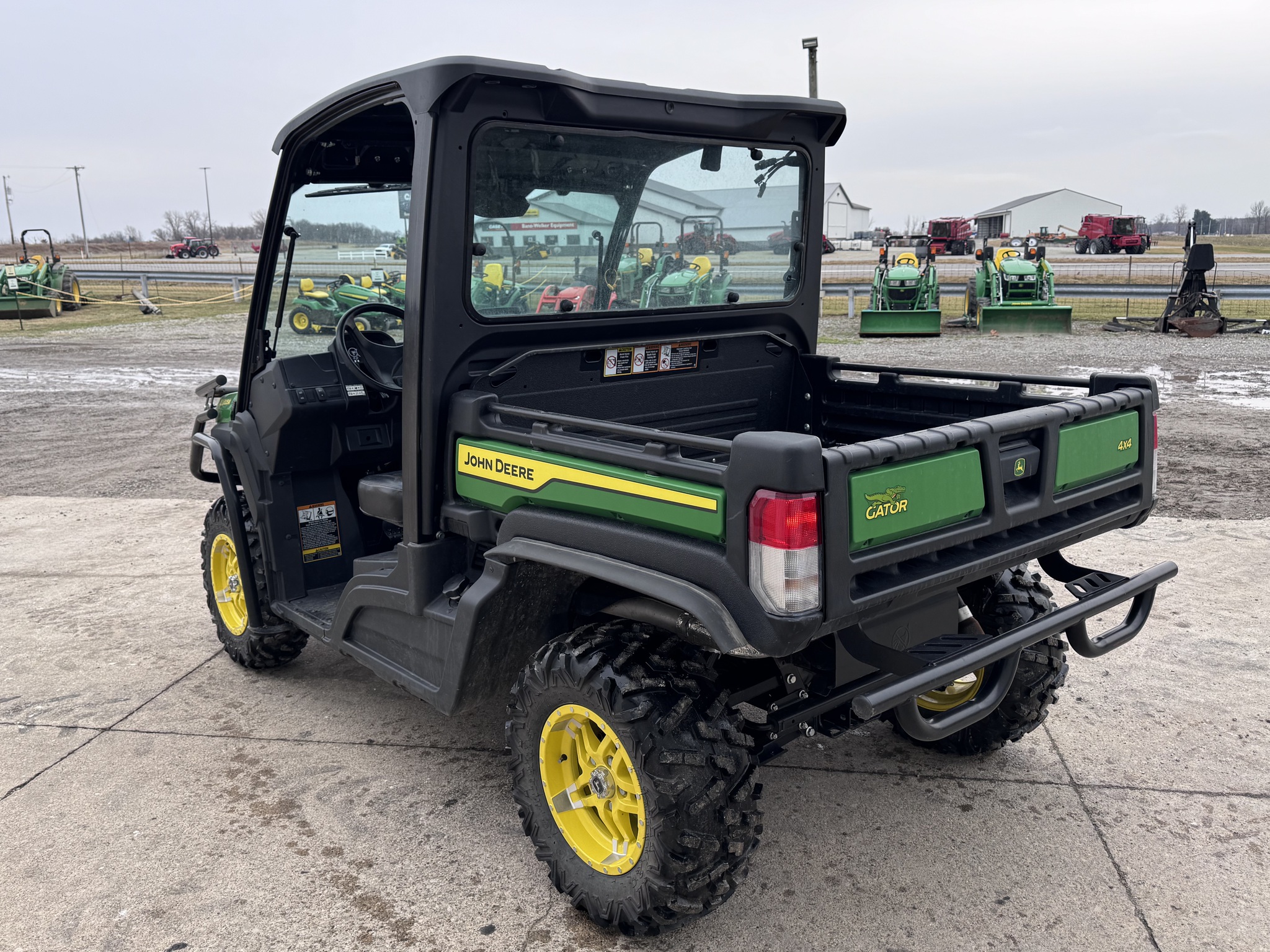 2023 John Deere XUV 835M Image 5