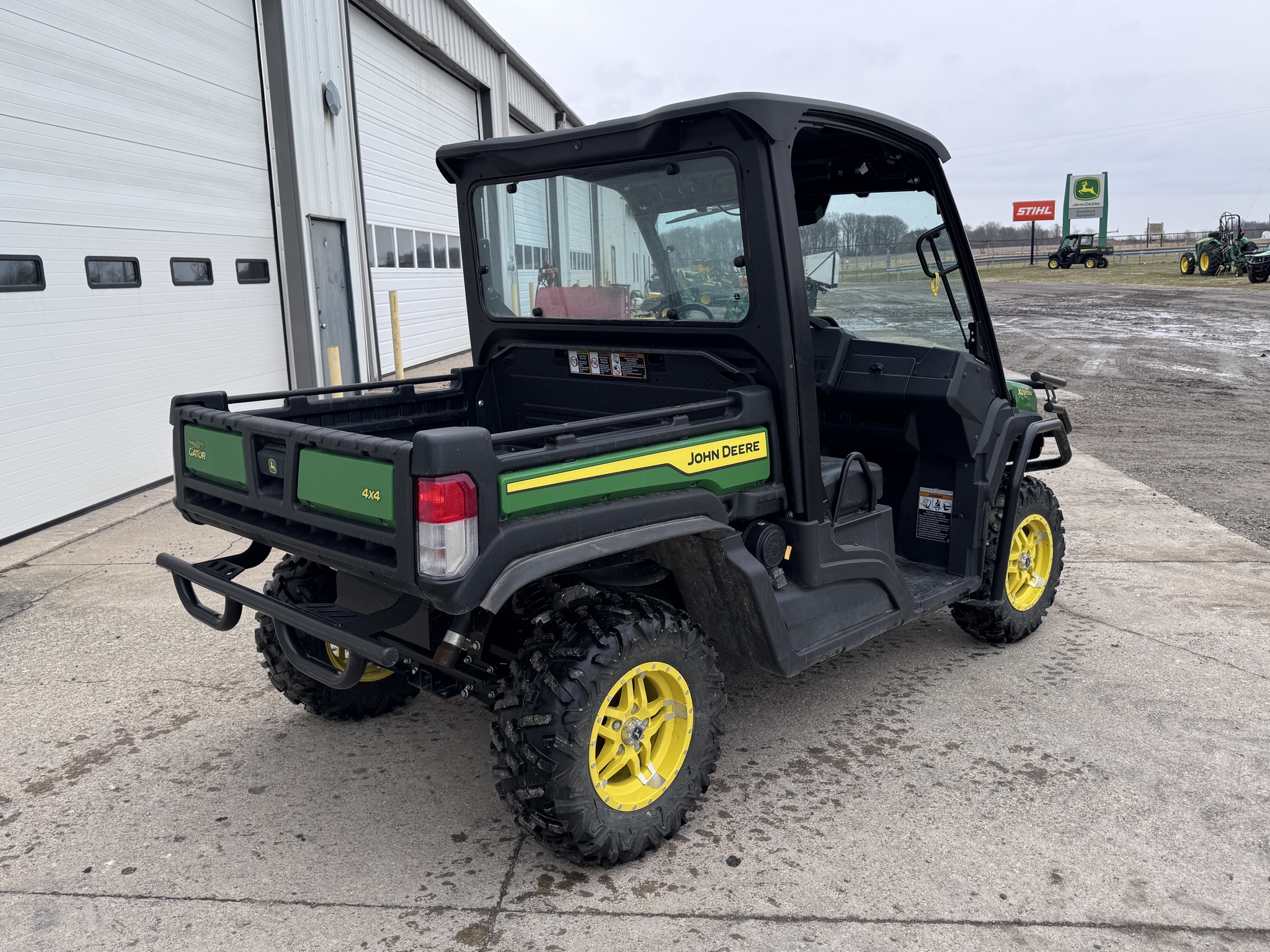 2023 John Deere XUV 835M Image 7