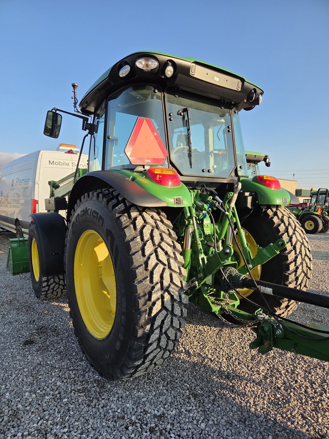 2024 John Deere 5095M Image 7