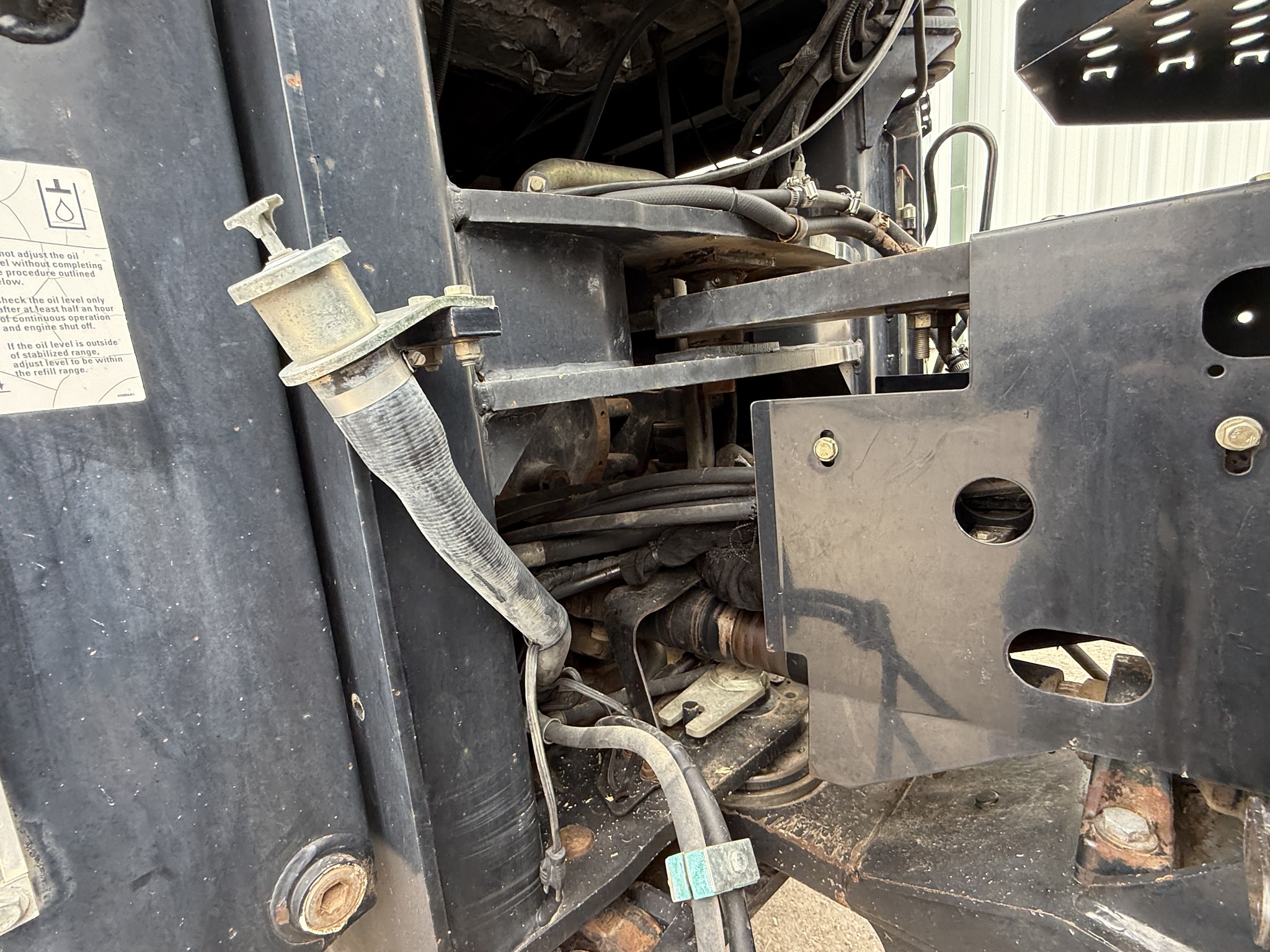 2005 New Holland TJ375 Image 19