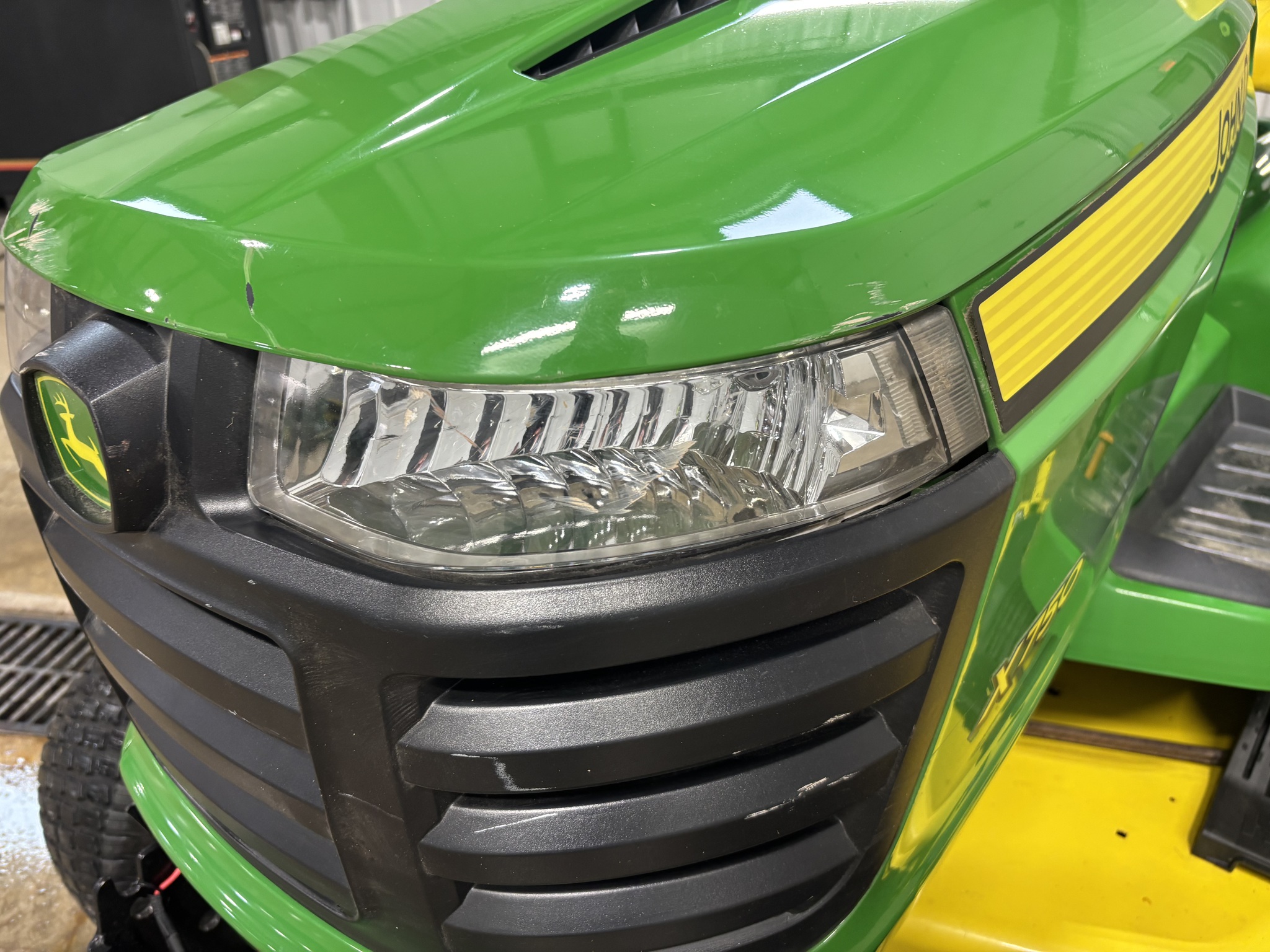 Used 2020 John Deere X750 Lawn & Garden Tractors at Koenig Equipment in Botkins, OH - PhotoXL9