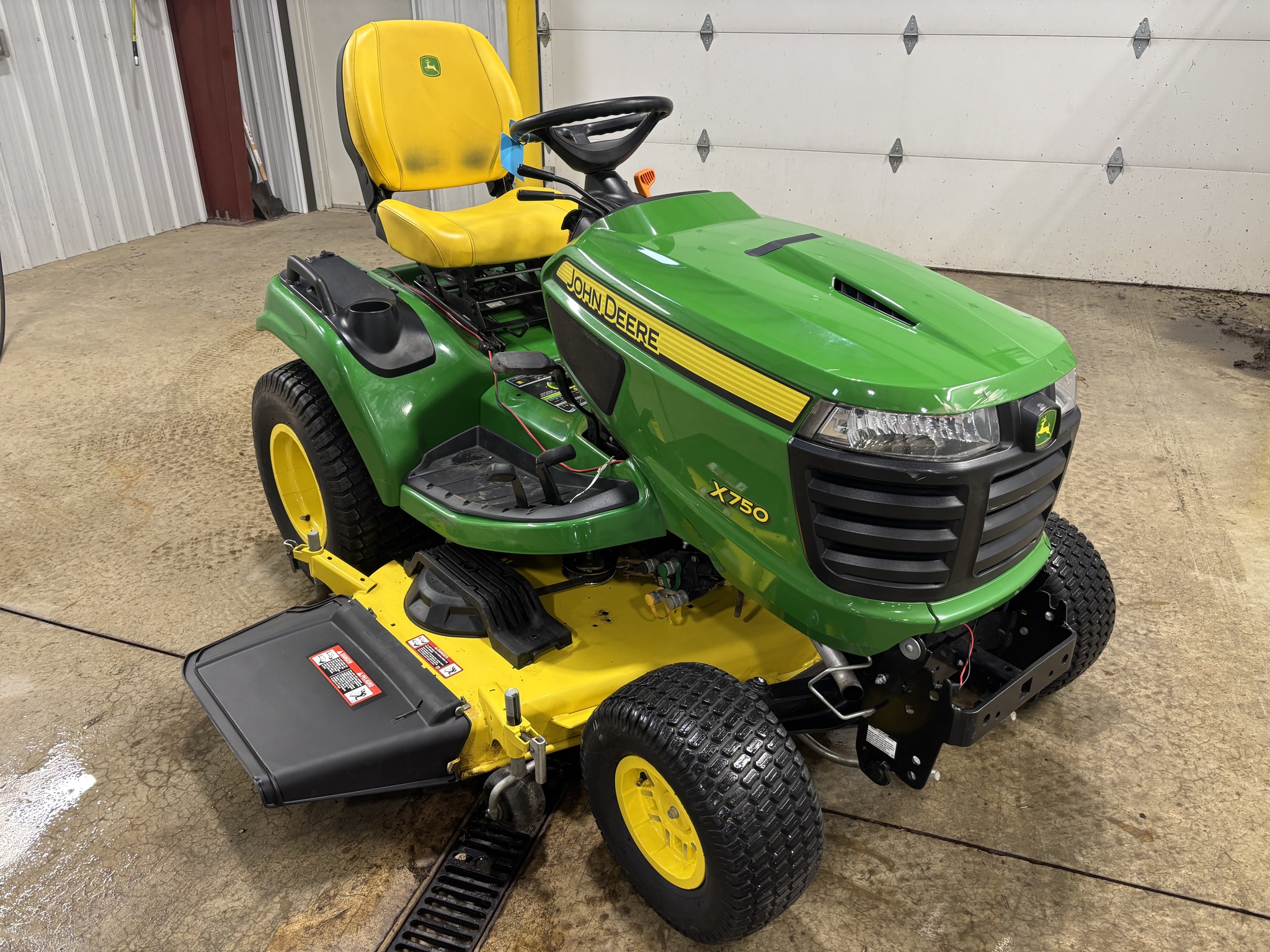 Used 2020 John Deere X750 Lawn & Garden Tractors at Koenig Equipment in Botkins, OH - PhotoXL2