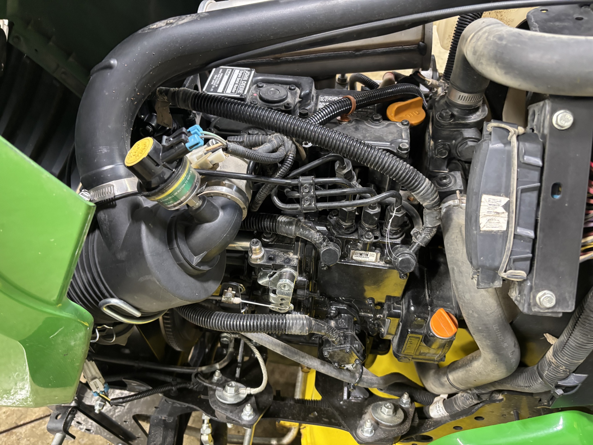 Used 2020 John Deere X750 Lawn & Garden Tractors at Koenig Equipment in Botkins, OH - PhotoXL16