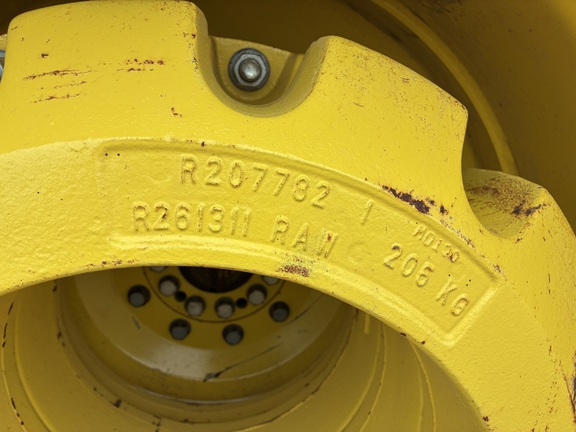 2025 John Deere 9R 640 - Photo14