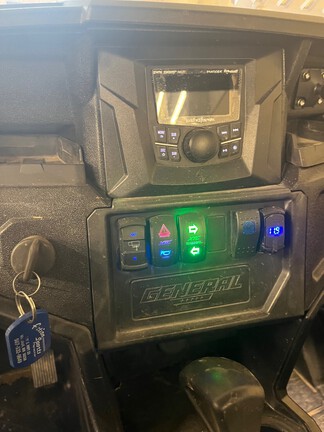 2021 Polaris POLARIS GENERAL DLX (4th thumbnail)