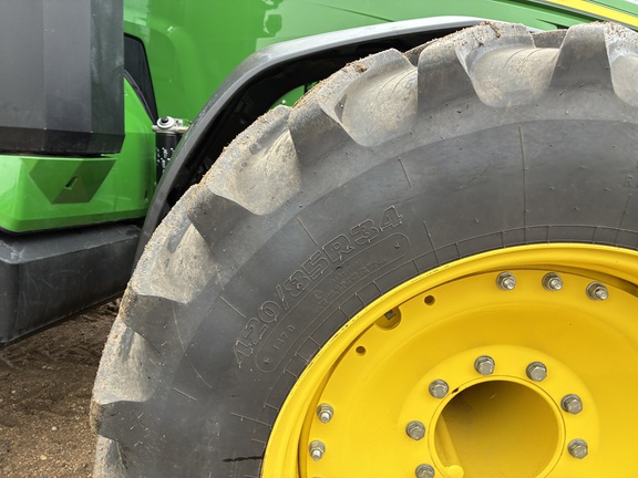 2025 John Deere 8R 370 - Photo14