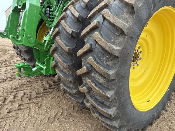 2025 John Deere 8R 370 - Photo19