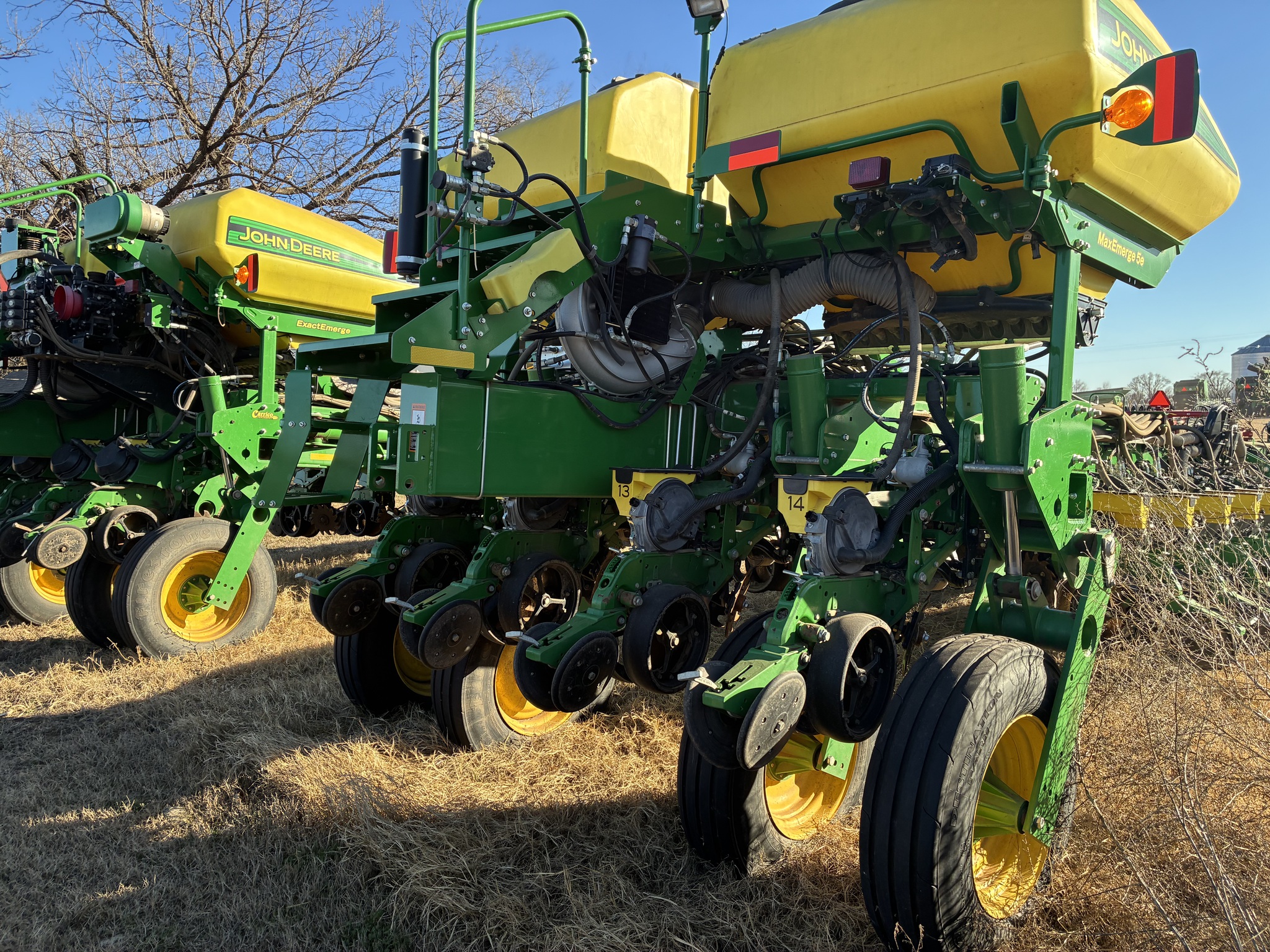 2020 John Deere 1775NT Image 9