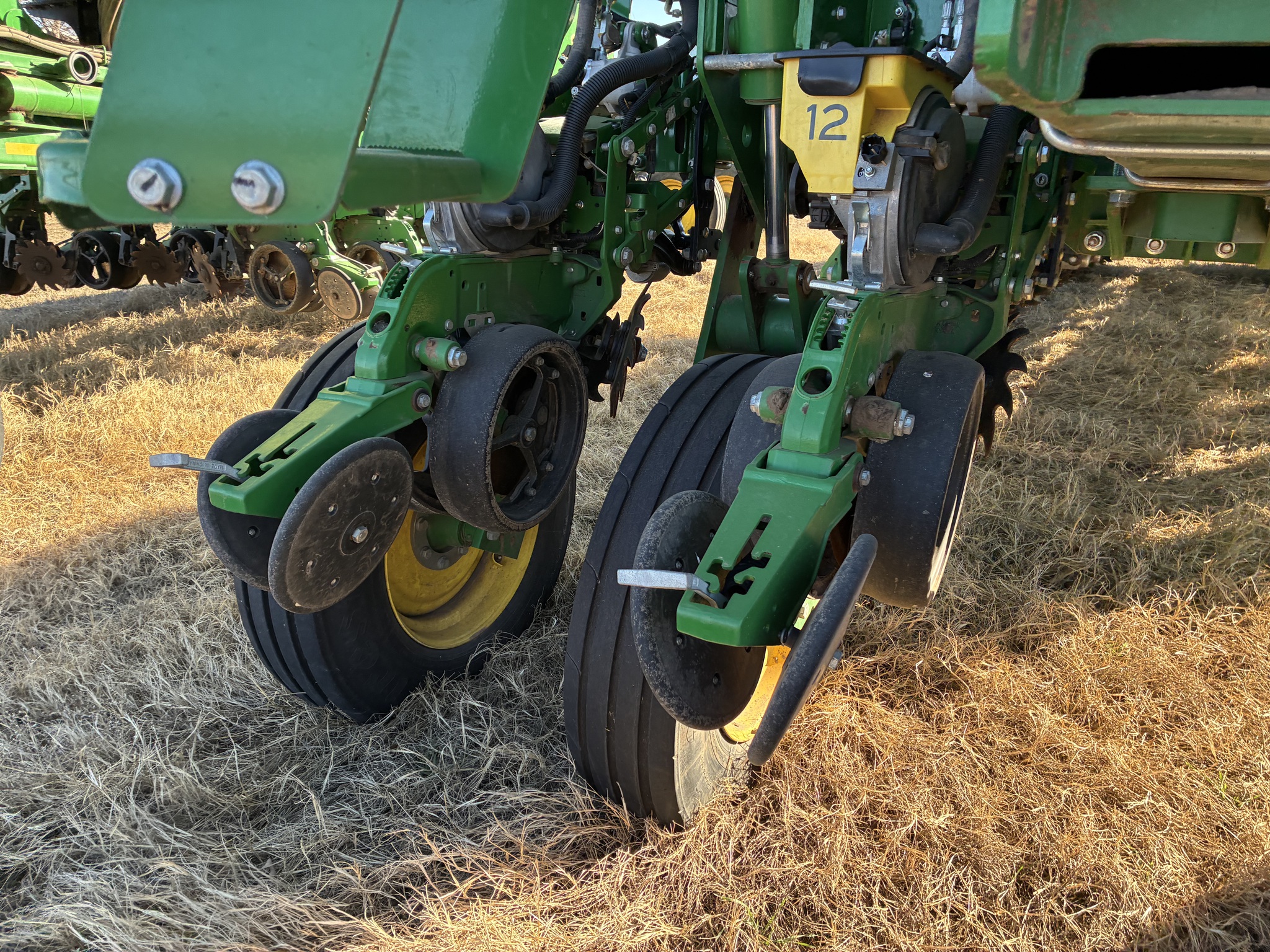 2020 John Deere 1775NT Image 11