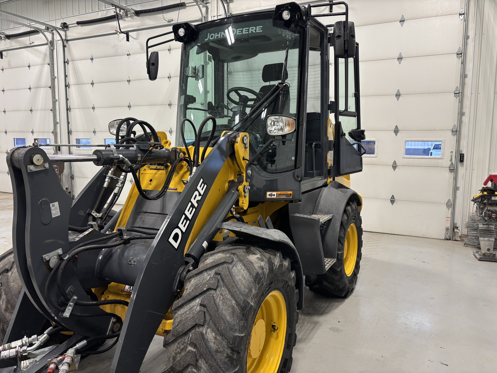 2023 John Deere 244L Image 1