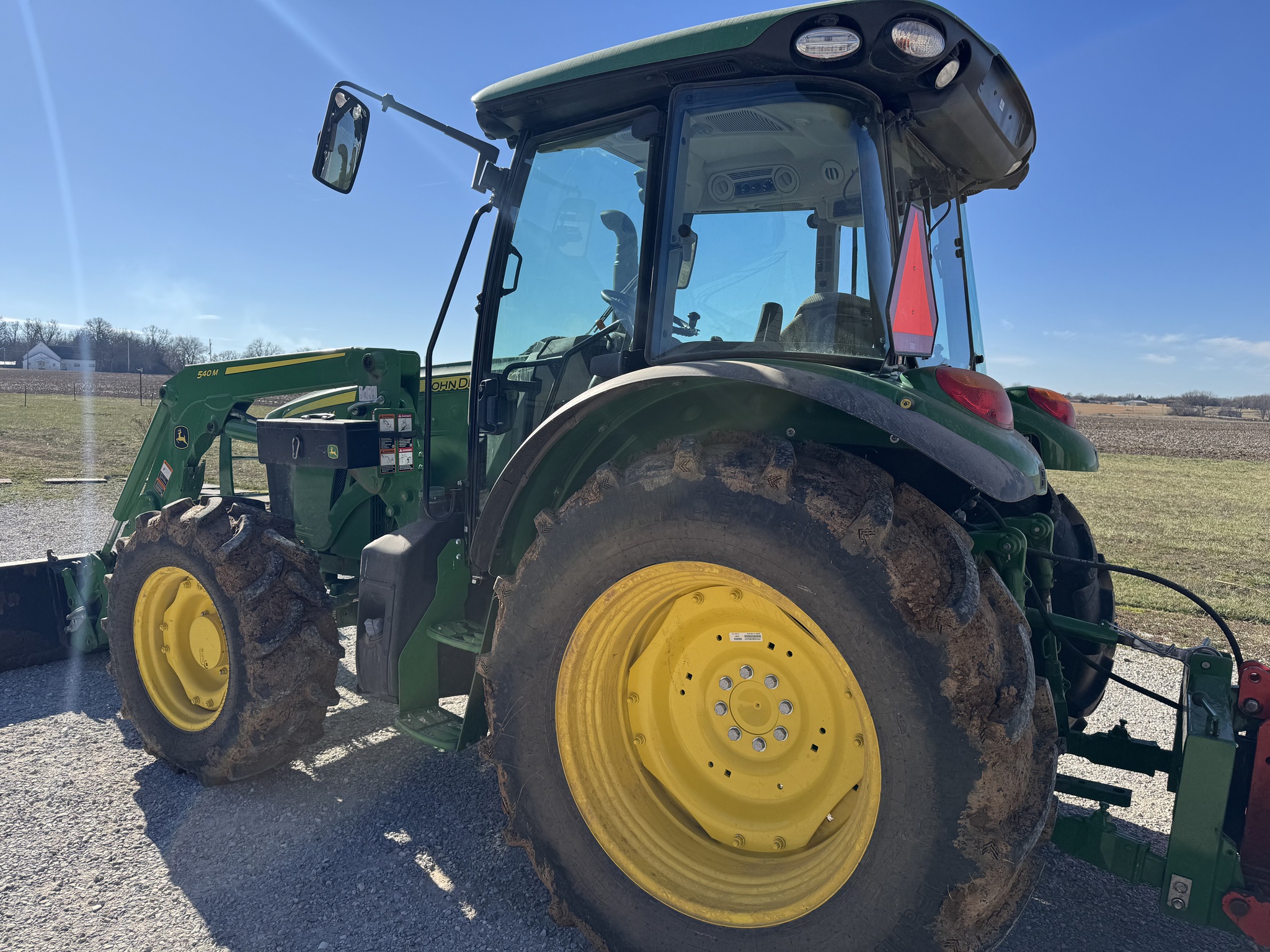 2024 John Deere 5105M at Heritage Tractor in Pittsburg, KS