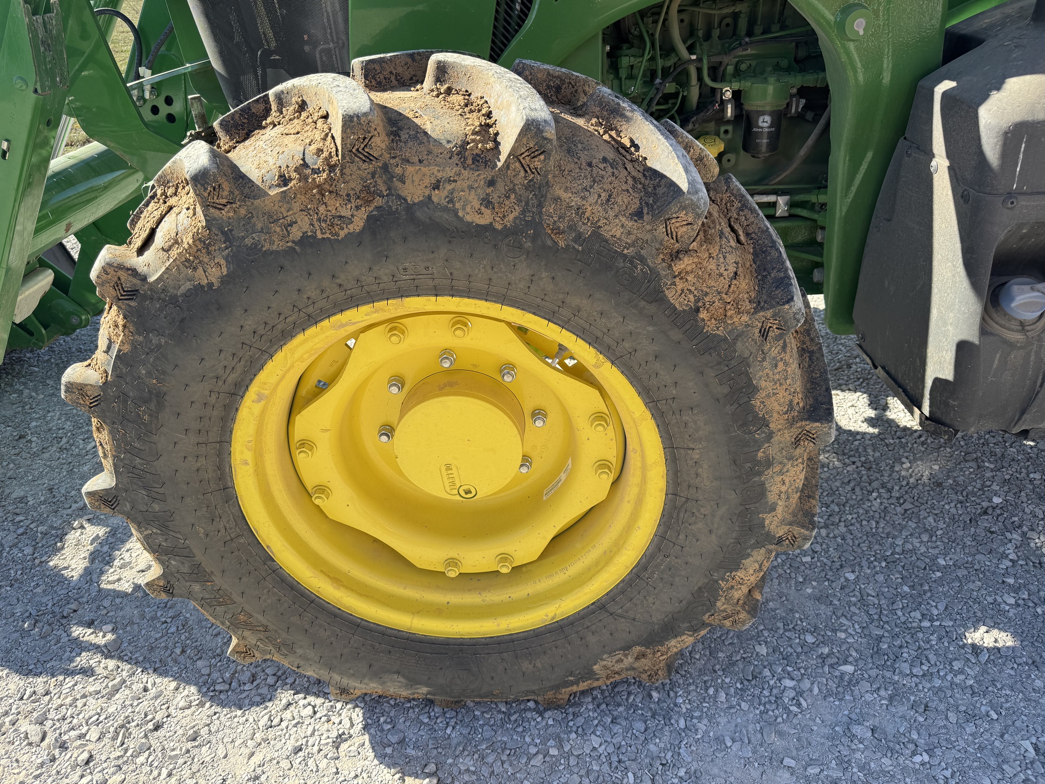  2024 John Deere 5105M at Heritage Tractor in Pittsburg, KS