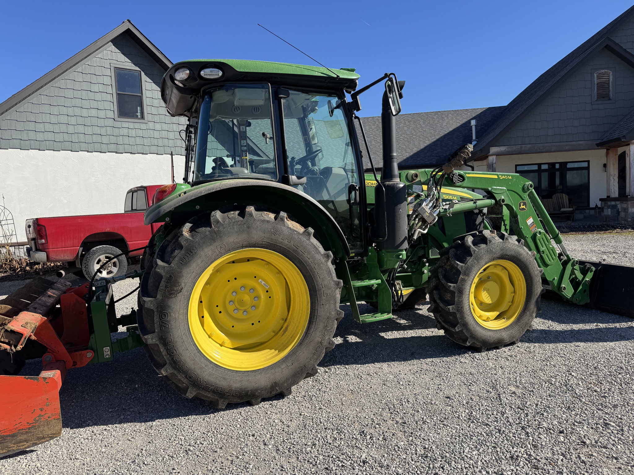  2024 John Deere 5105M at Heritage Tractor in Pittsburg, KS