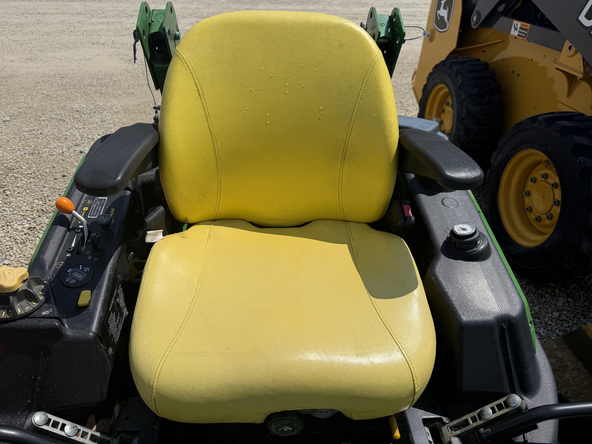 2013 John Deere Z960R Image 5