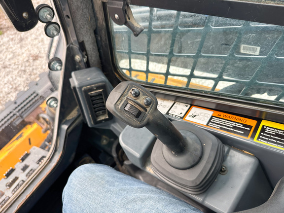 2024 John-Deere 333G