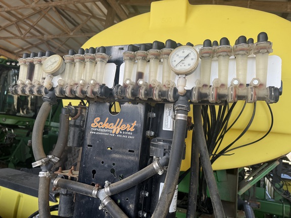 Photo of 2004 John Deere 1770NT