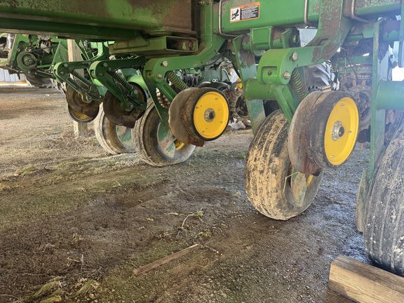 Photo of 2004 John Deere 1770NT