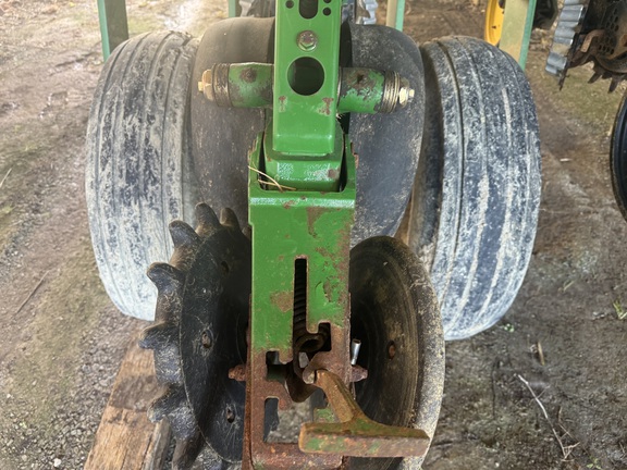 Photo of 2004 John Deere 1770NT