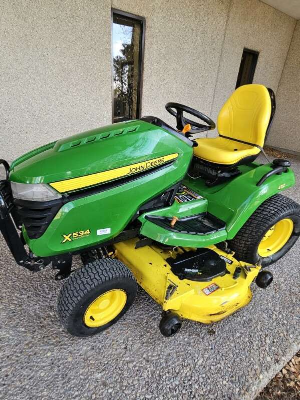 2014 John Deere X534 Image 2