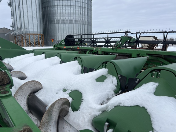 Photo of 2019 John Deere 712FC