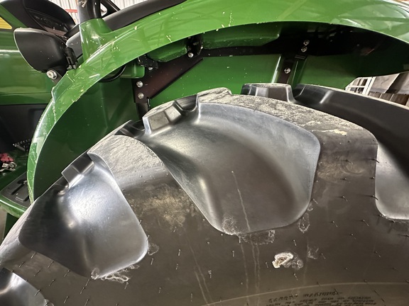 Photo of 2022 John Deere 4052M