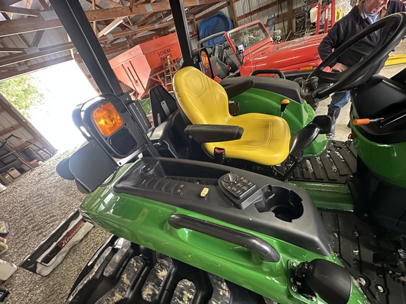 Photo of 2022 John Deere 4052M