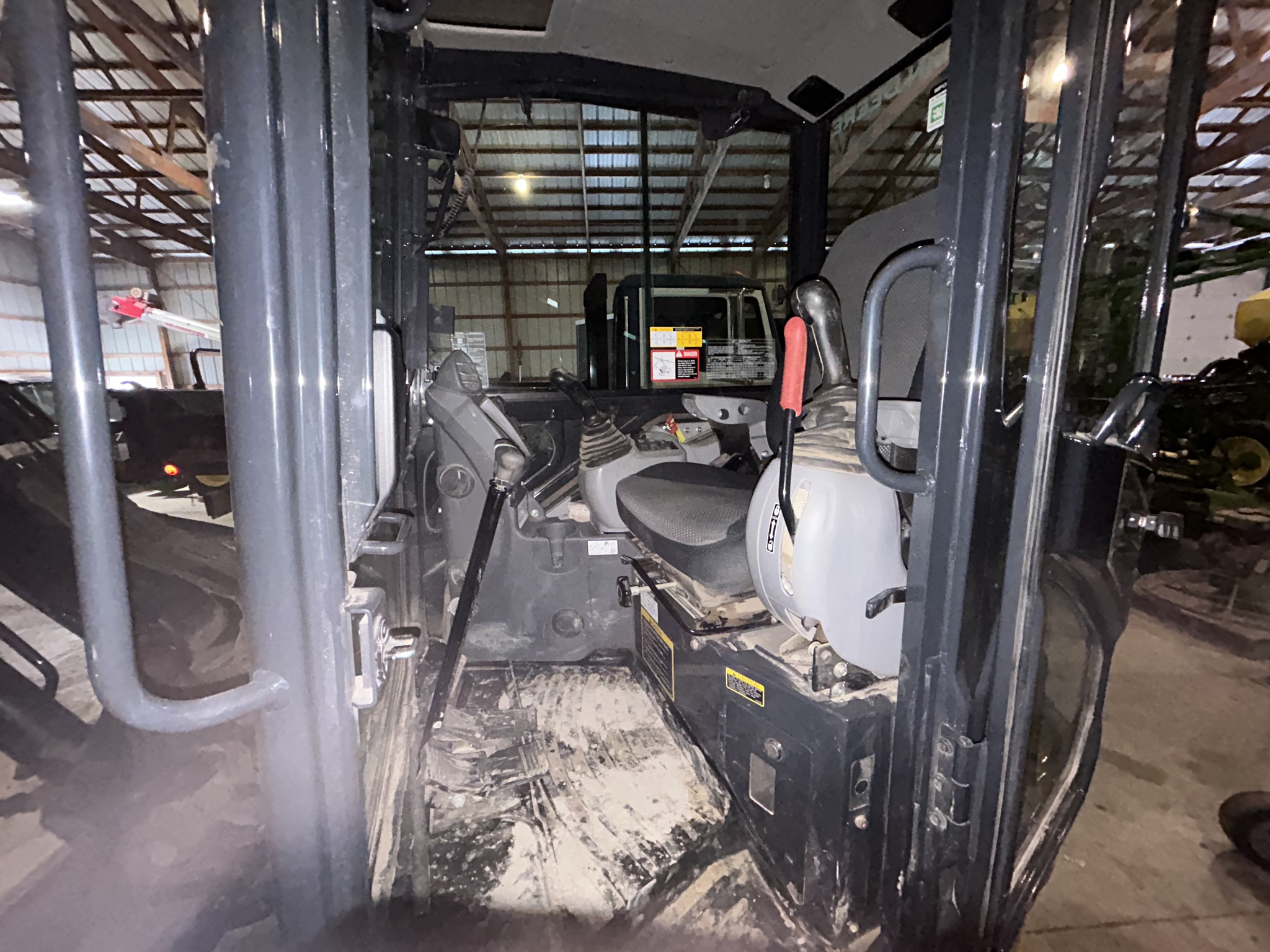 2023 John Deere 50 P Image 5